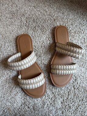 Universal Thread Women’s Braided Double-Strap Slide Sandals - Cream & Tan